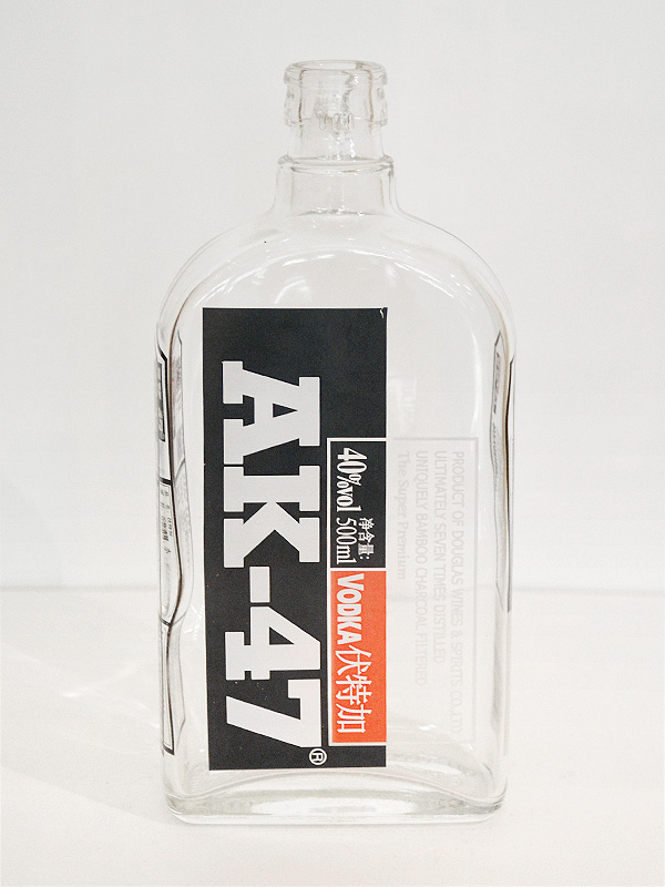 晶白料酒瓶