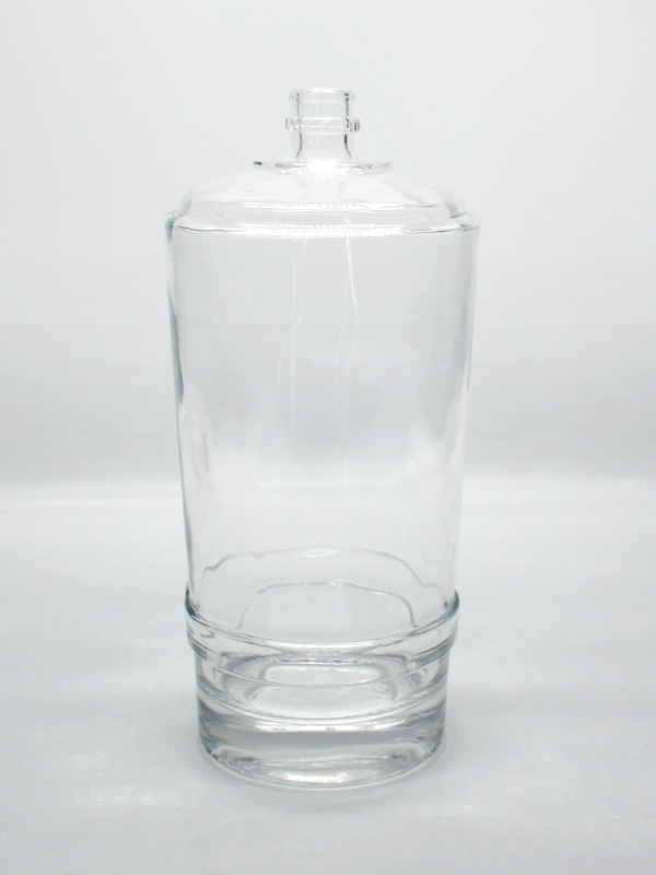 晶白料玻璃酒瓶