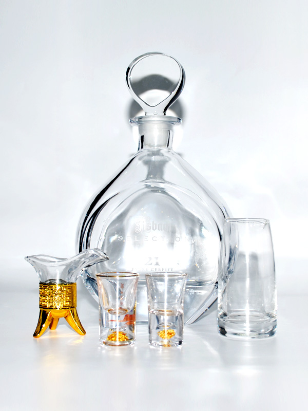 晶白料玻璃酒瓶套裝