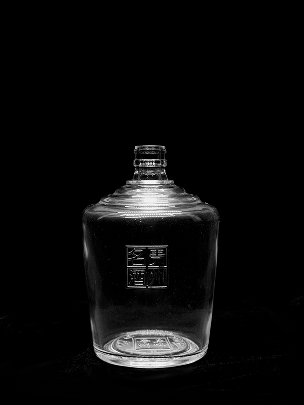 晶白料酒瓶批發(fā)價(jià)格
