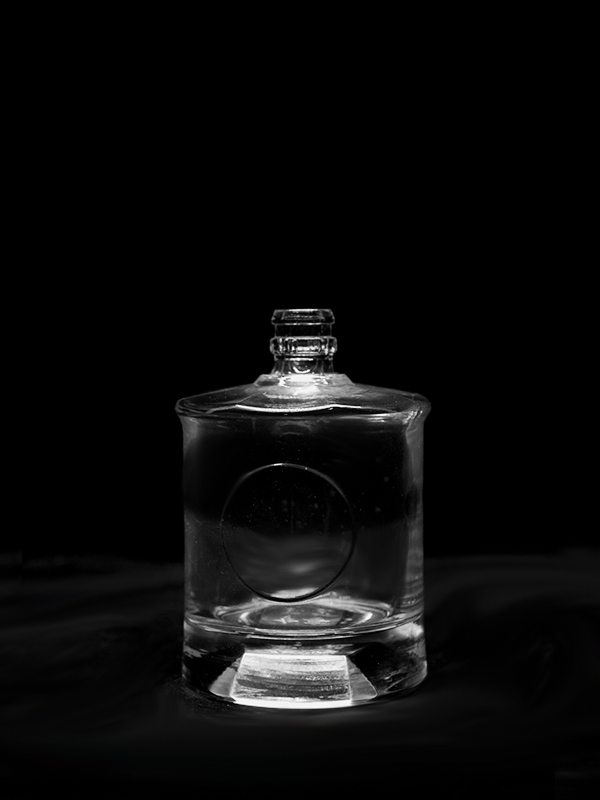 晶白料玻璃酒瓶制作廠家