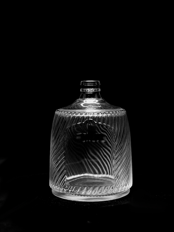 晶白料玻璃酒瓶圖片