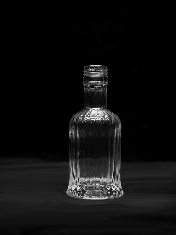 晶白料酒瓶批發(fā)
