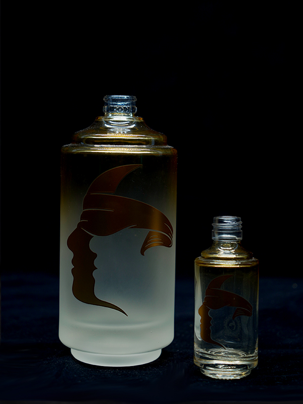 晶白料玻璃酒瓶廠家