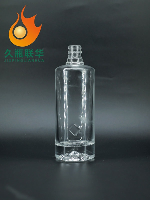 晶白料酒瓶