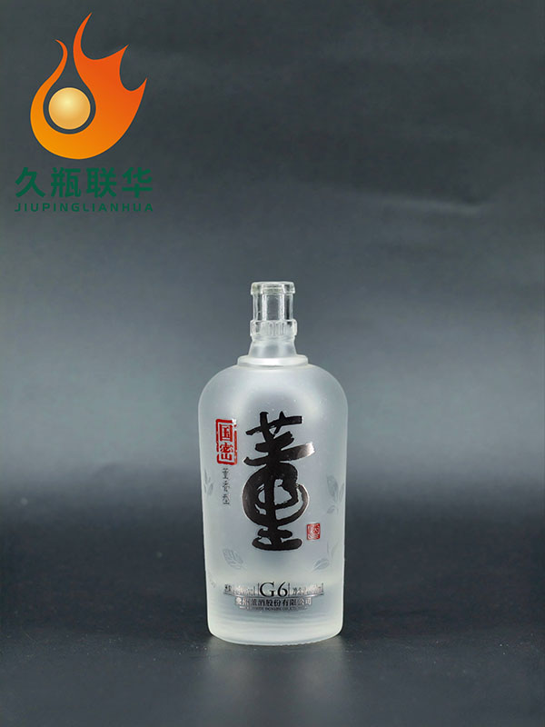 董酒G6晶白料酒瓶