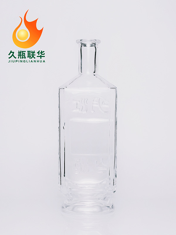 晶白料酒瓶