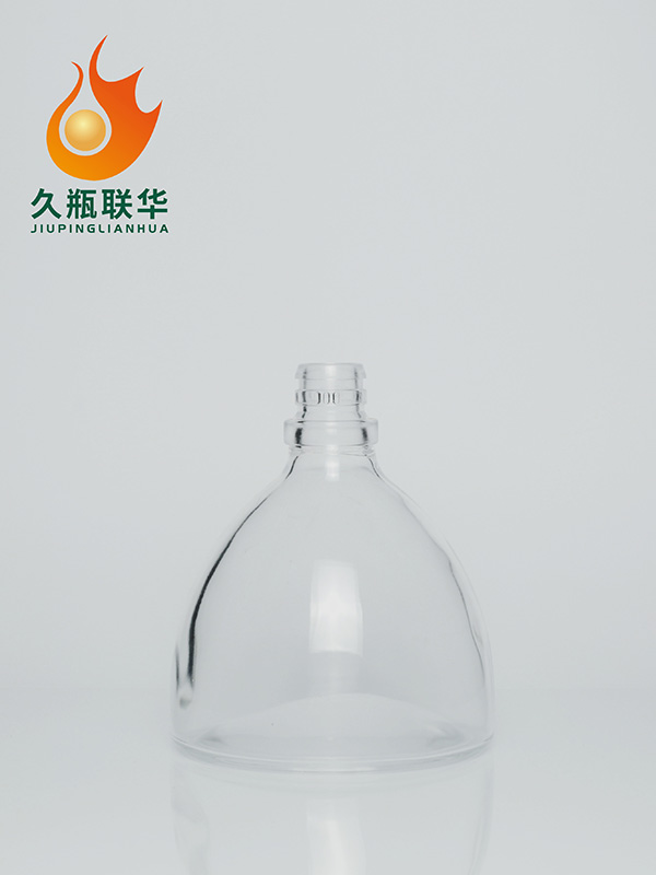 晶白料酒瓶