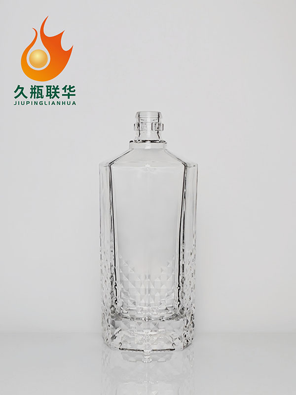 晶白料酒瓶
